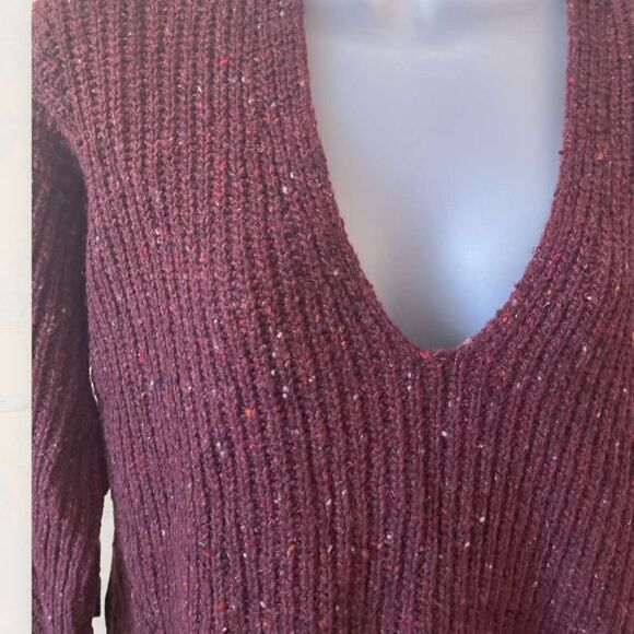 NEW Rag & Bone Donegal Recycled Wool V-neck Relaxed Fit Burgundy Sweater - Picture 4 of 5